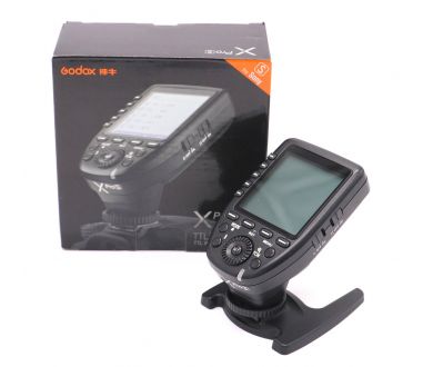Синхронизатор Godox XPro-S в упаковке