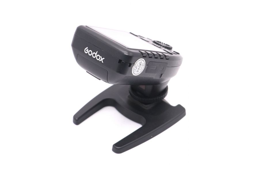 Синхронизатор Godox XPro-S в упаковке