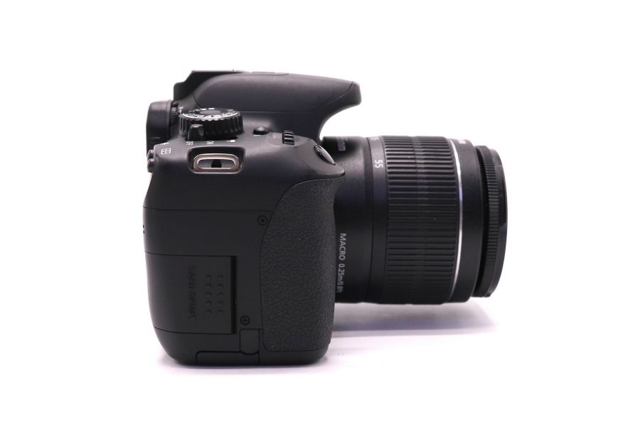 Canon EOS 650D kit (пробег 5915 кадров)