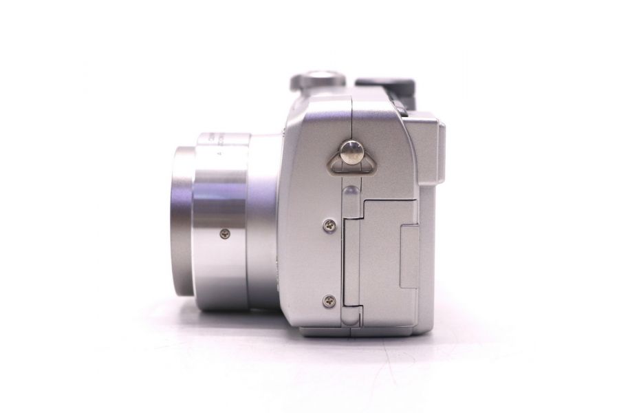 Компактная камера Olympus Camedia C-760 в упаковке