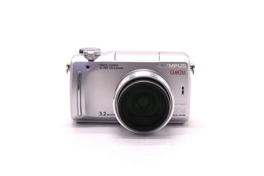 Компактная камера Olympus Camedia C-760 в упаковке