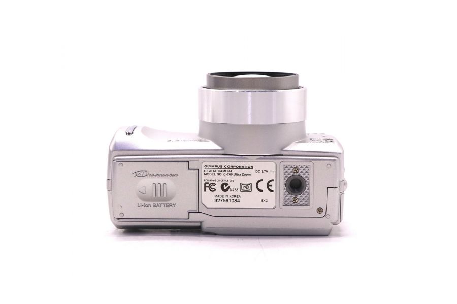 Компактная камера Olympus Camedia C-760 в упаковке
