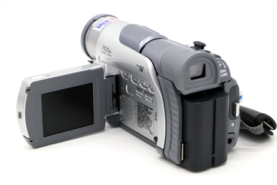 Видеокамера JVC GR-D20E