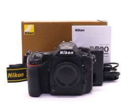 Nikon D500 body в упаковке (пробег 193670 кадров)
