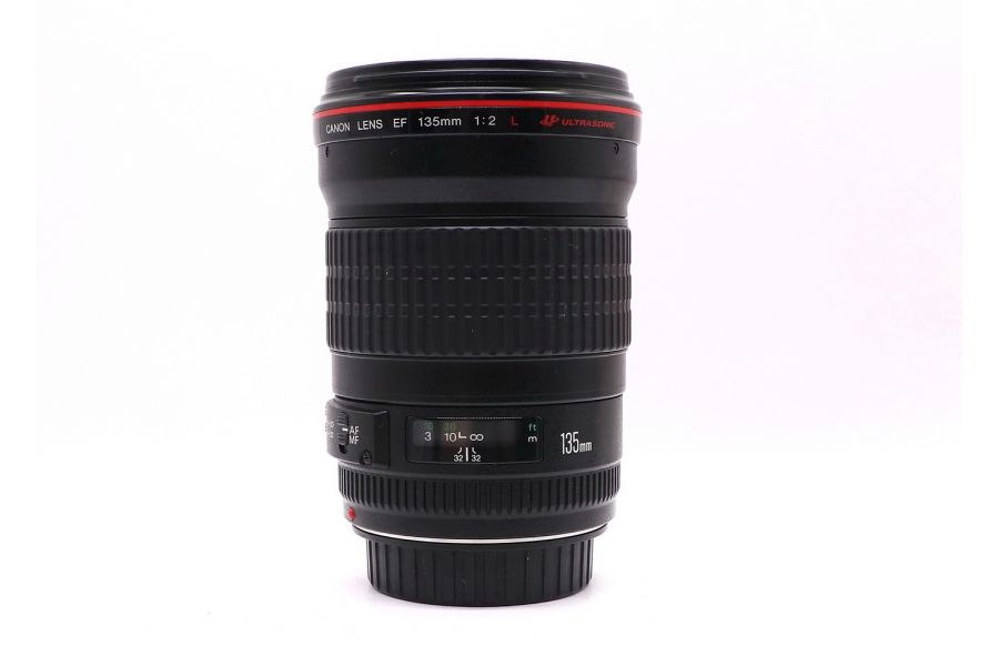 Canon EF 135mm f/2L USM в упаковке (Japan)