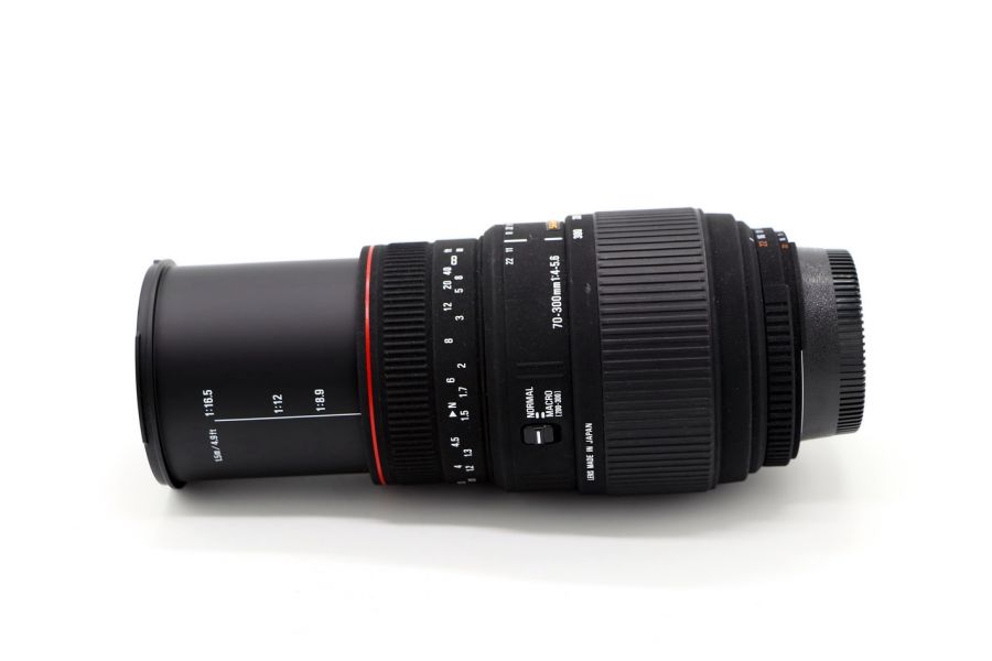 Sigma AF 70-300mm f/4-5.6 APO MACRO DG для Nikon