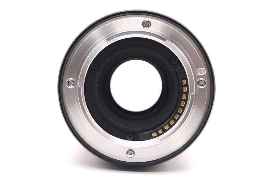 Fujifilm XF 50mm f/2 R WR в упаковке