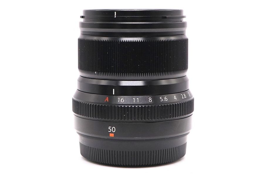 Fujifilm XF 50mm f/2 R WR в упаковке