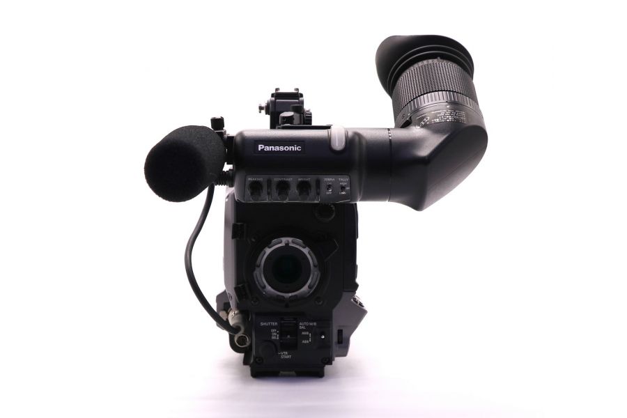 Видеокамера Panasonic AG-DVC200