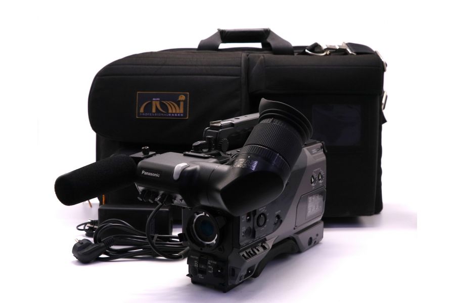 Видеокамера Panasonic AG-DVC200