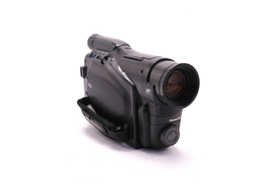 Видеокамера Panasonic NV-RX20EN (Japan, 1993)