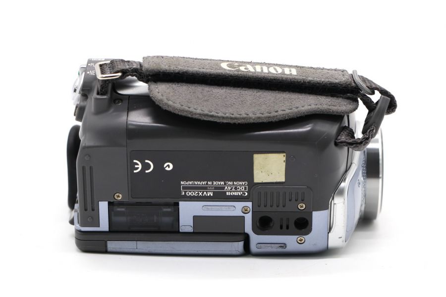 Видеокамера Canon MVX200e