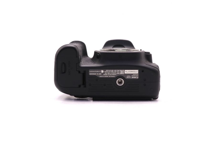 Canon EOS 80D body в упаковке (пробег 14720 кадров)