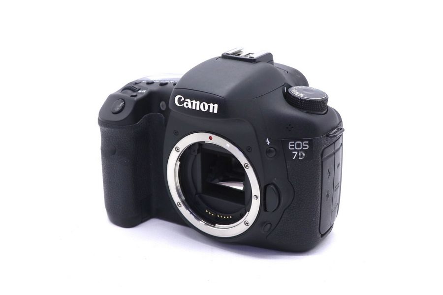 Canon EOS 7D body (пробег 9600 кадров)