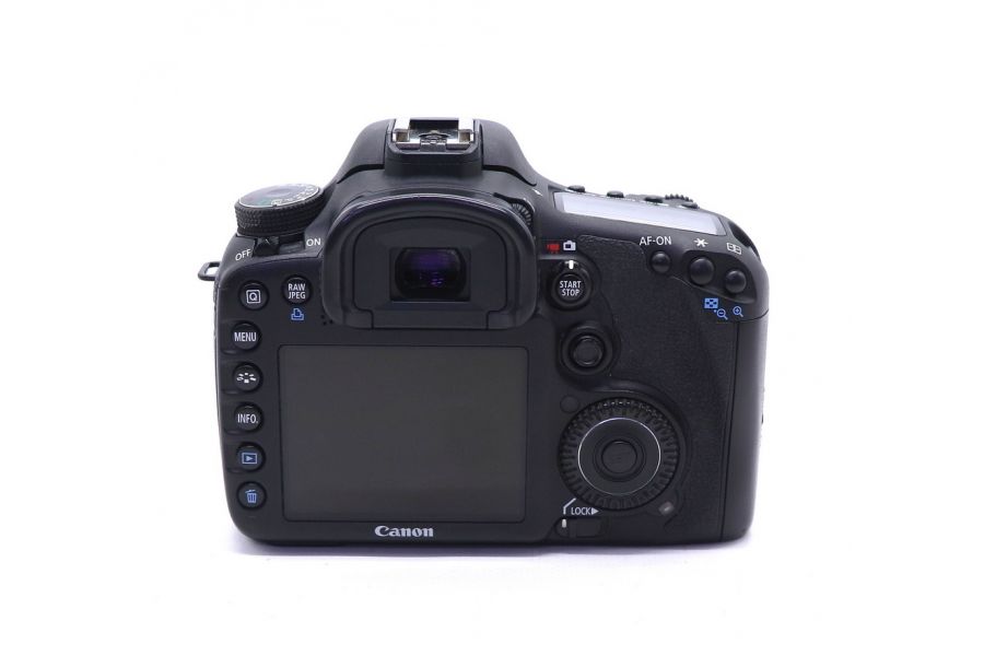 Canon EOS 7D body (пробег 9600 кадров)