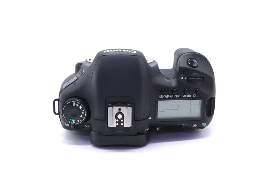 Canon EOS 7D body (пробег 9600 кадров)