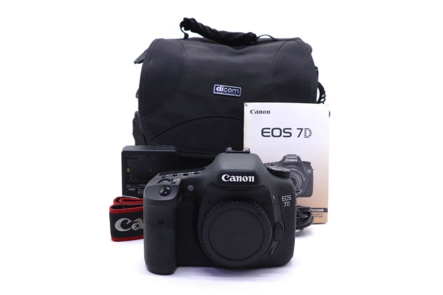 Canon EOS 7D body (пробег 9600 кадров)