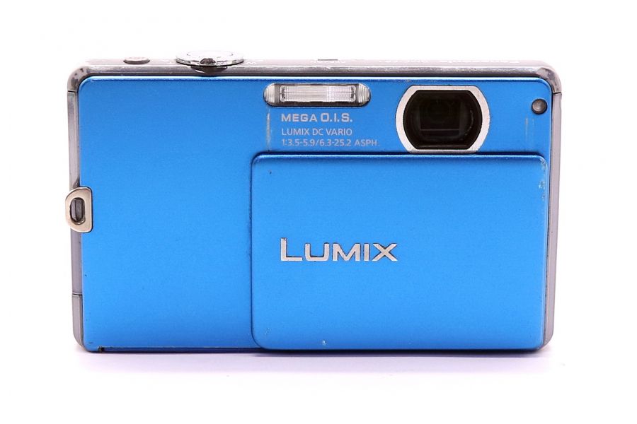 Panasonic Lumix DMC-FP1 в упаковке 