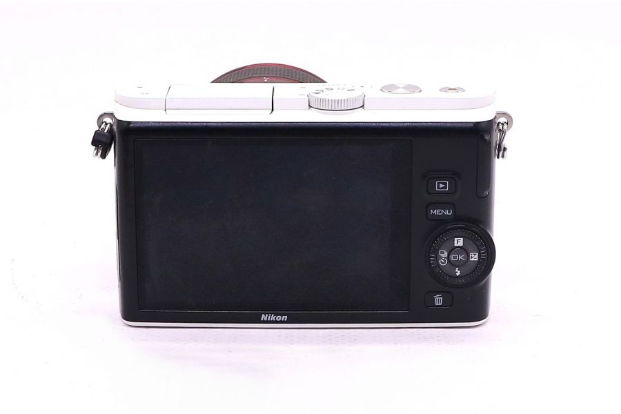 Nikon 1 J3 kit (пробег 9105 кадров)