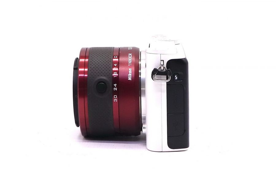 Nikon 1 J3 kit (пробег 9105 кадров)