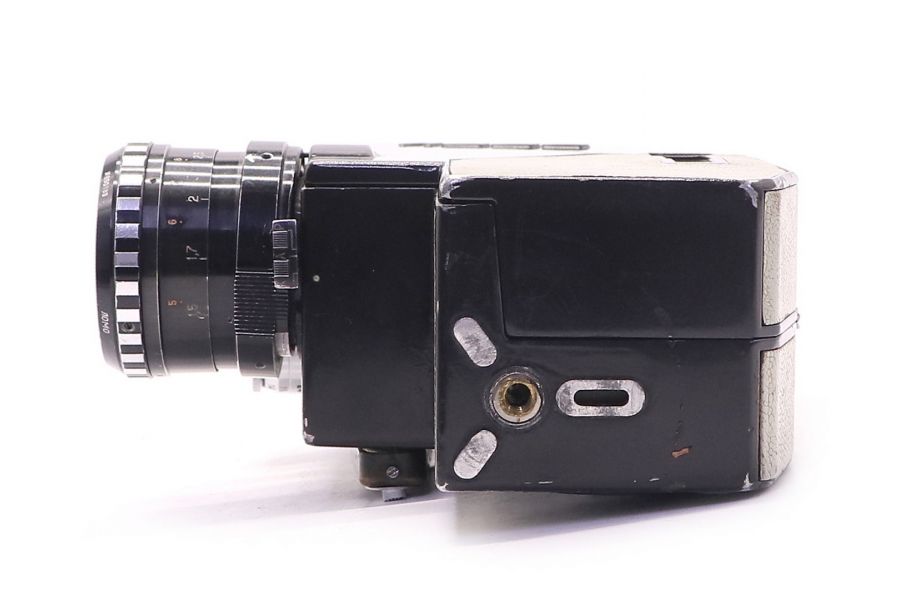 Советская узкопленочная киносъёмочная камера Лада