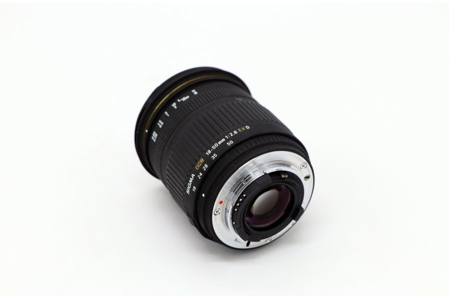 Sigma AF 18-50mm F2.8 EX DC б.