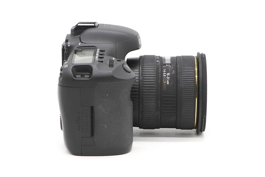 Canon EOS 7D kit 10-22mm f/4-5.6 EX DC HSM