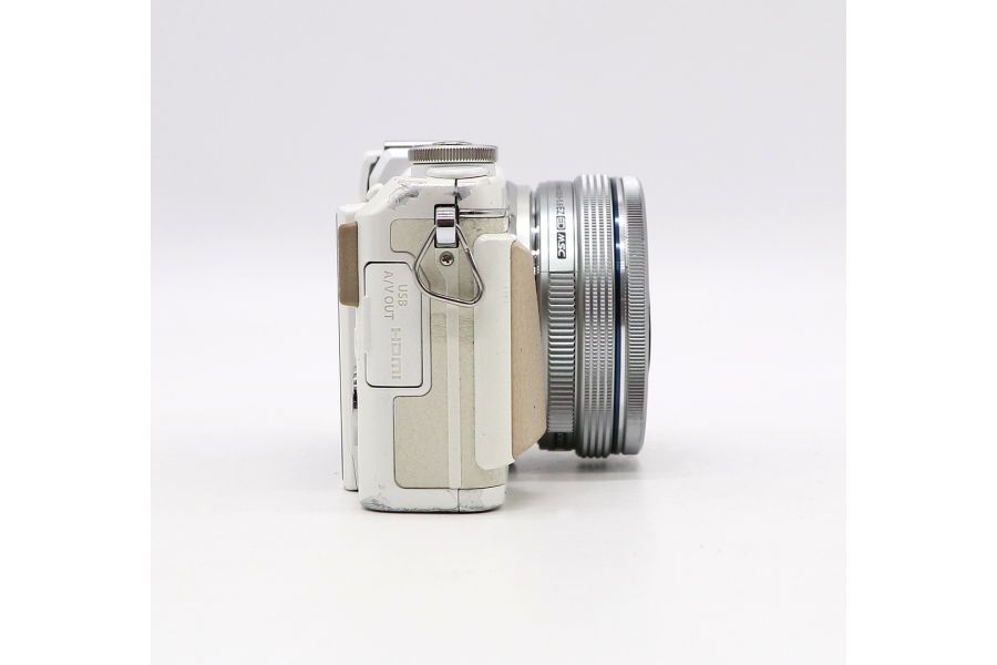 Olympus pen E-PL7 kit в упаковке