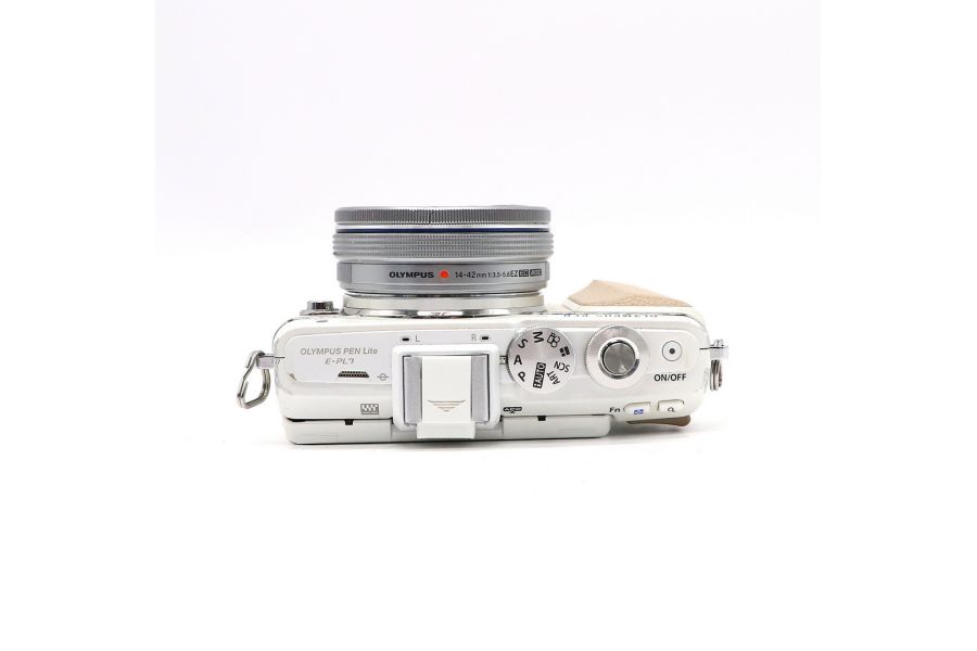 Olympus pen E-PL7 kit в упаковке