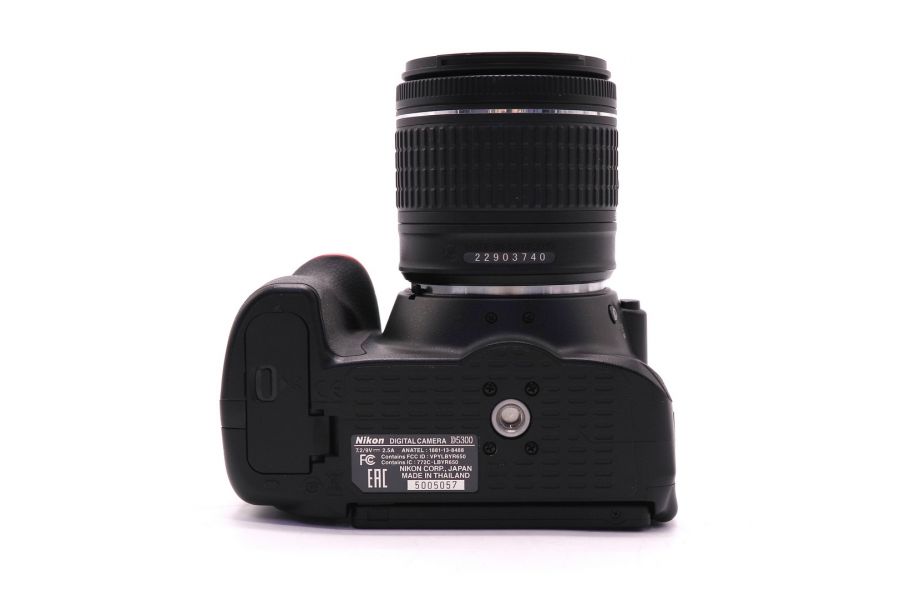 Nikon D5300 kit (пробег 635 кадров)