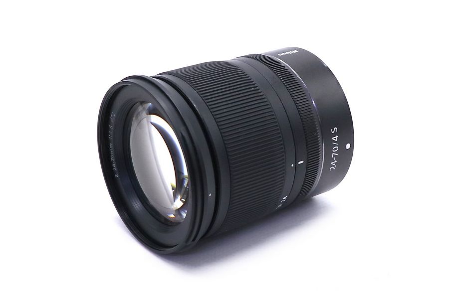 Nikon 24-70mm f/4 S Nikon Z в упаковке