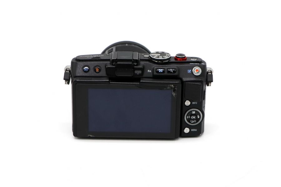 Olympus Pen E-PL6 kit (пробег 30805 кадров)