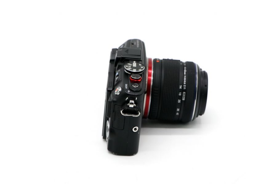 Olympus Pen E-PL6 kit (пробег 30805 кадров)