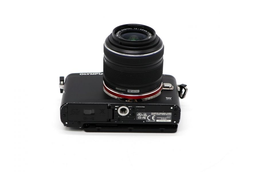 Olympus Pen E-PL6 kit (пробег 30805 кадров)