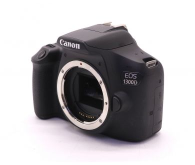 Canon EOS 1300D body (пробег 66390 кадров)
