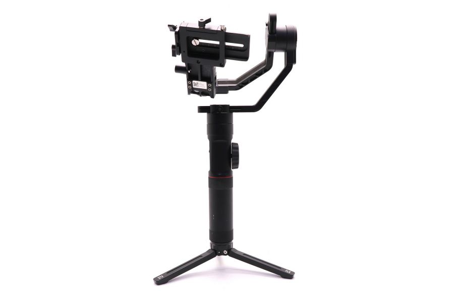 Стабилизатор Zhiyun Crane 2 в упаковке