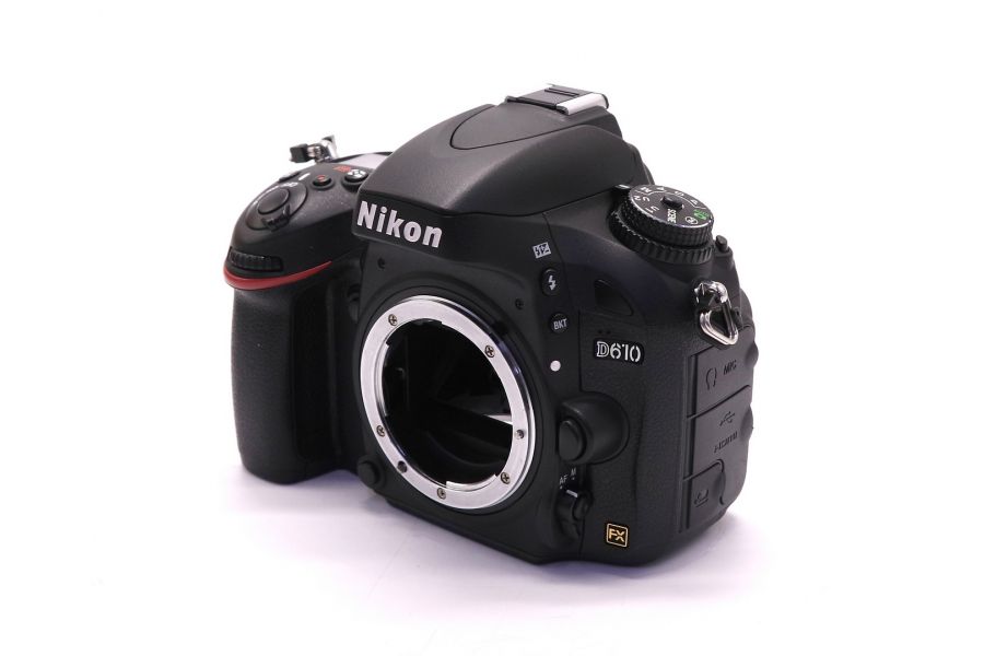 Nikon D610 body в упаковке (пробег 6150 кадров)