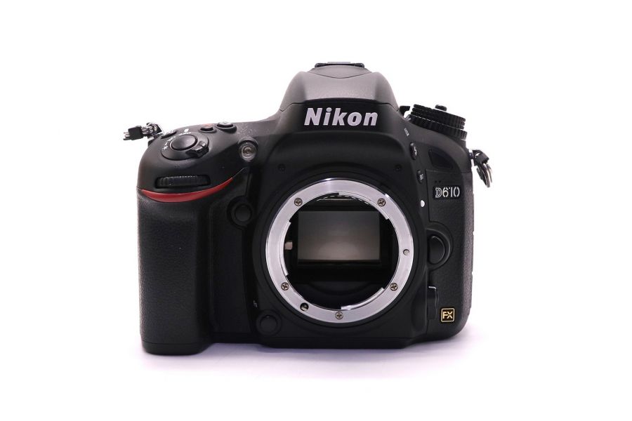 Nikon D610 body в упаковке (пробег 6150 кадров)