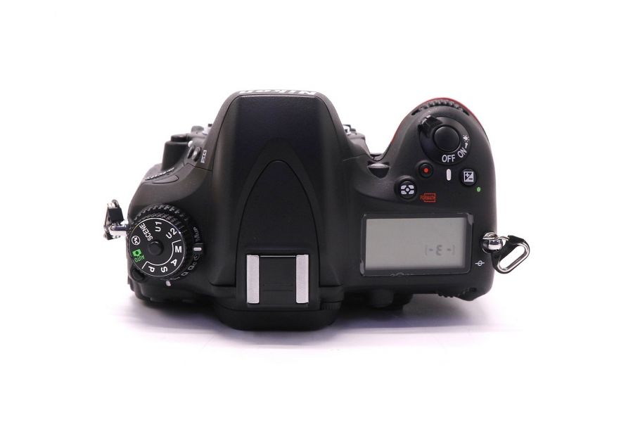 Nikon D610 body в упаковке (пробег 6150 кадров)