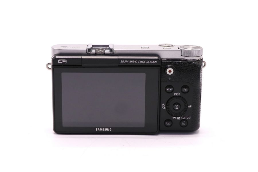 Samsung NX3000 body