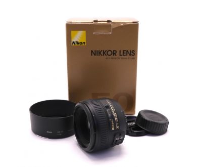 Nikon 50mm f/1.4G AF-S Nikkor в упаковке