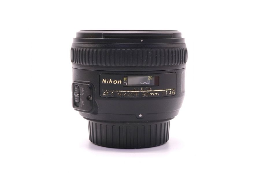 Nikon 50mm f/1.4G AF-S Nikkor в упаковке