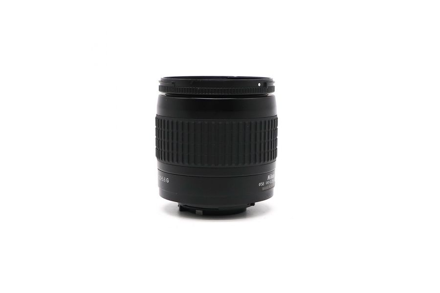 Nikon 28-80mm f/3.3-5.6G AF Nikkor black (2002)