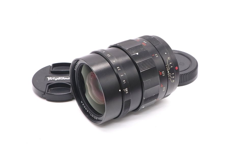 Voigtlander Nokton 25mm f/0.95