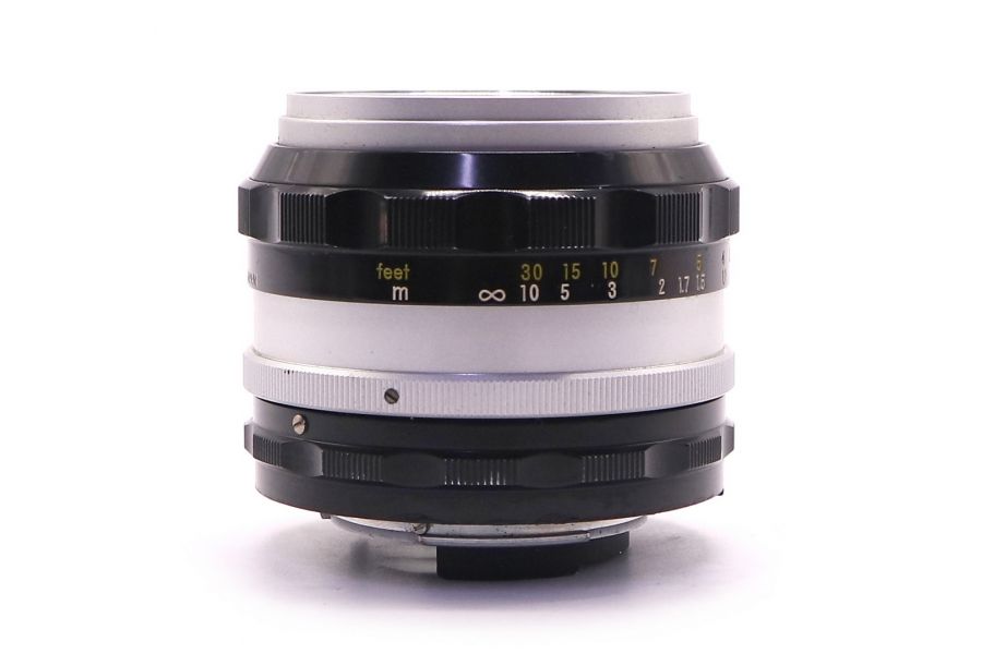 Nikkor-S Auto f/1.4 50mm Nippon Kogaku (Japan)