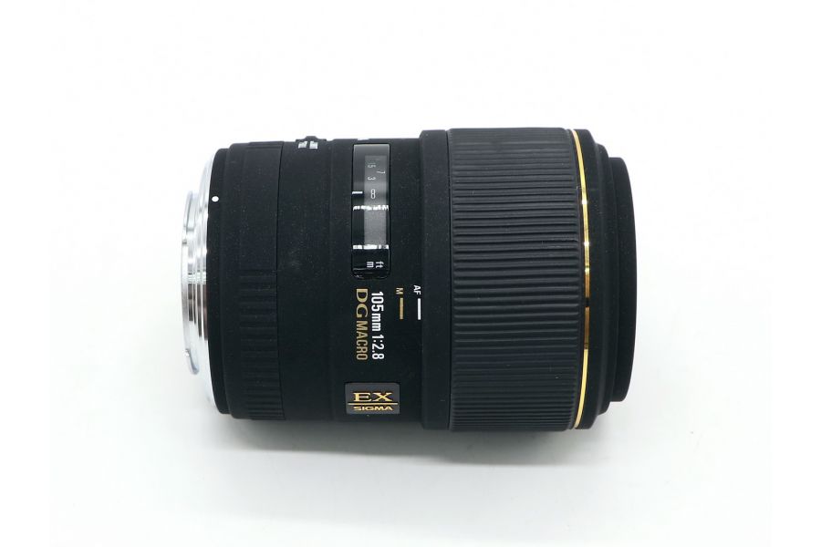 Sigma AF 105mm f/2.8 EX DG Macro 4/3 в упаковке
