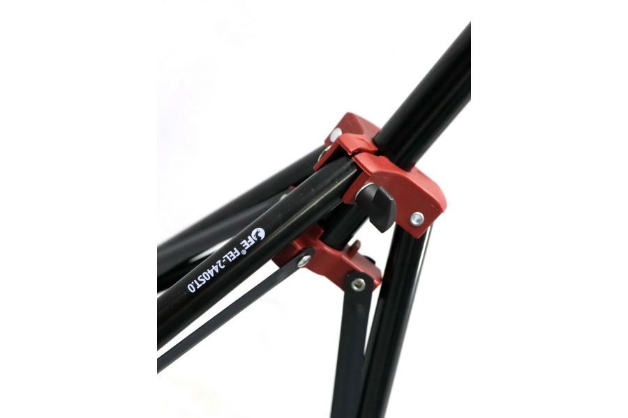 Стойка Falcon Eyes FEL-2440ST.0 в упаковке