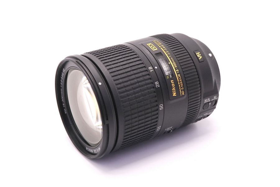 Nikon 18-300mm f/3.5-5.6G ED VR AF-S DX