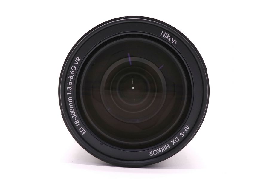 Nikon 18-300mm f/3.5-5.6G ED VR AF-S DX