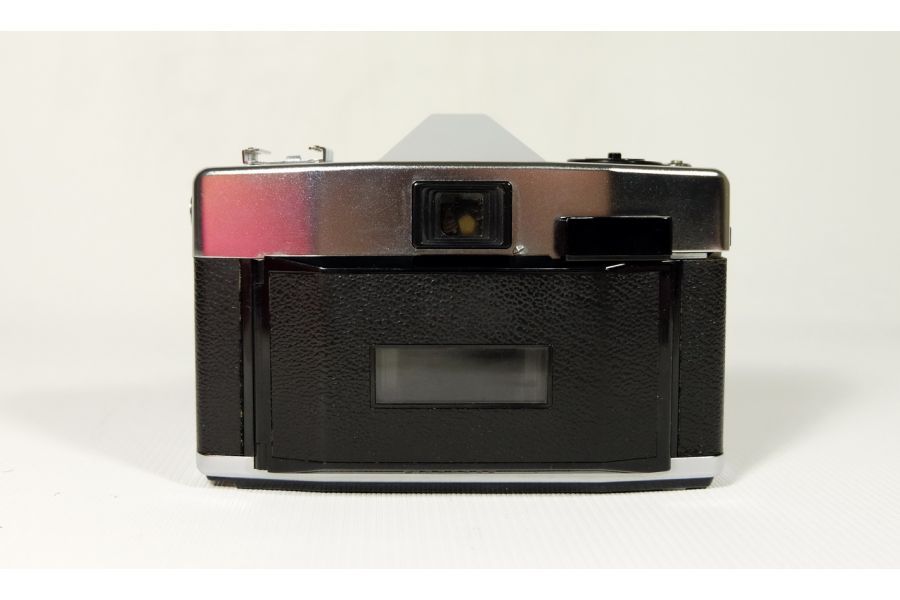 Kodak Instamatic Reflex + Xenar 2.8/45